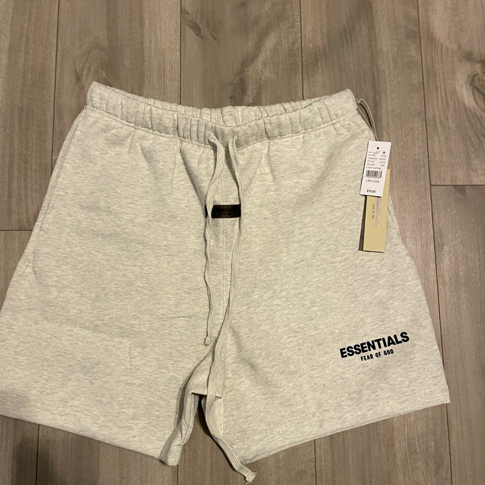Large Light Oatmeal Essentials Fear of God Shorts